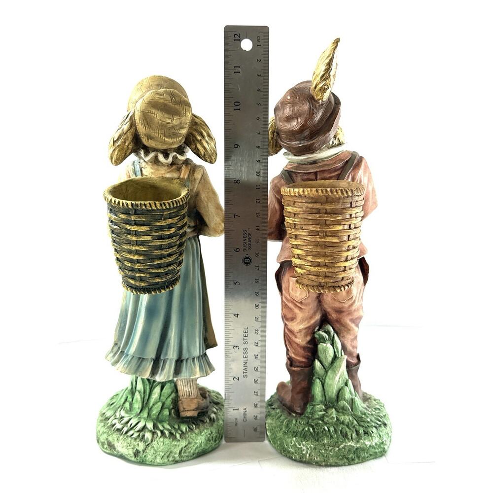 Henri Crisdon Briar Patch Mr & Mrs Rabbit Figurines 2002 11” Basket Pair - Picture 5 of 8